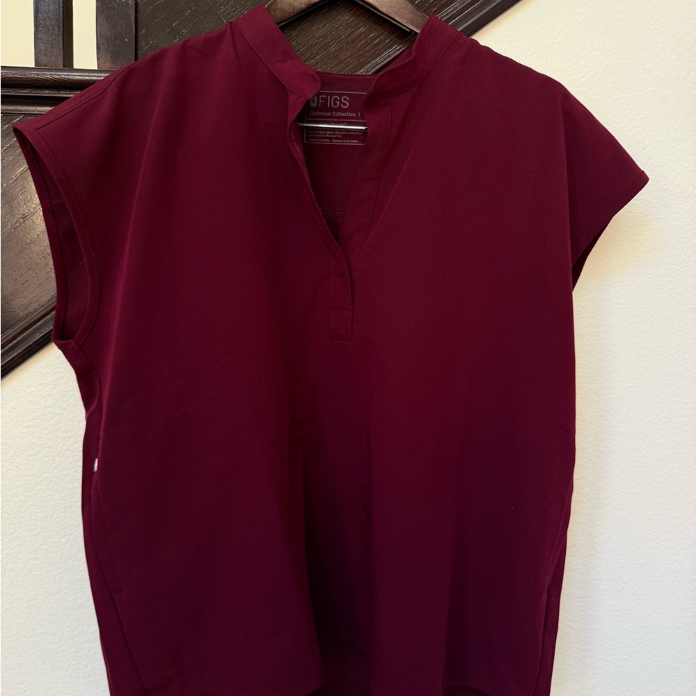 Figs Women's Burgandy Cap-Sleeve Medical Scrub Top and jogger pants